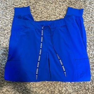 Peaches by Med Couture Jogger Scrub Pants- Size L
